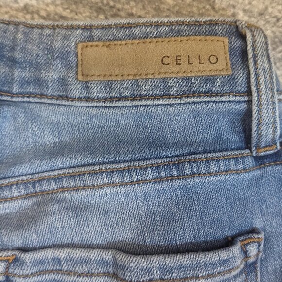 Cello Size 1 Flare Legged High-Rise Jeans - Picture 13 of 14
